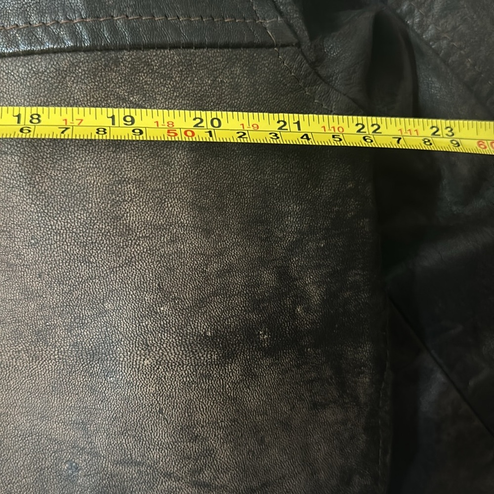 R—Jacket - Picture 16 of 16